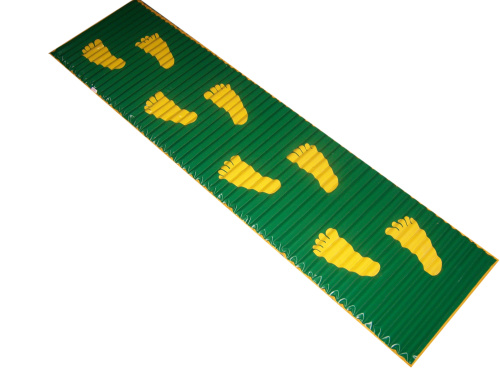 Коврик массажный со следочками 40х90см рифленая поверхность