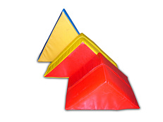 Треугольник 40х40х40см (поролон, винилискожа)